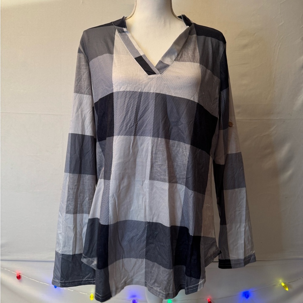 Gray and White Relaxed Long Sleeve with Notched Collar
